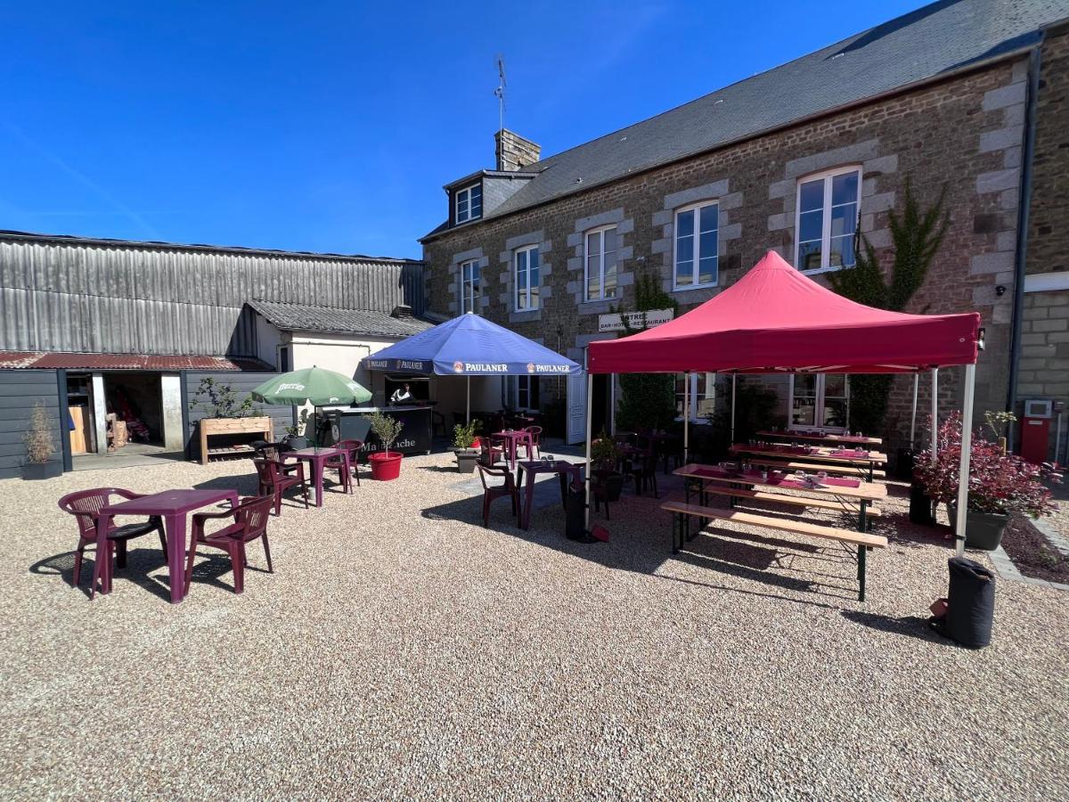 Au Pere Tranquille Hotell Tinchebray-Bocage Eksteriør bilde