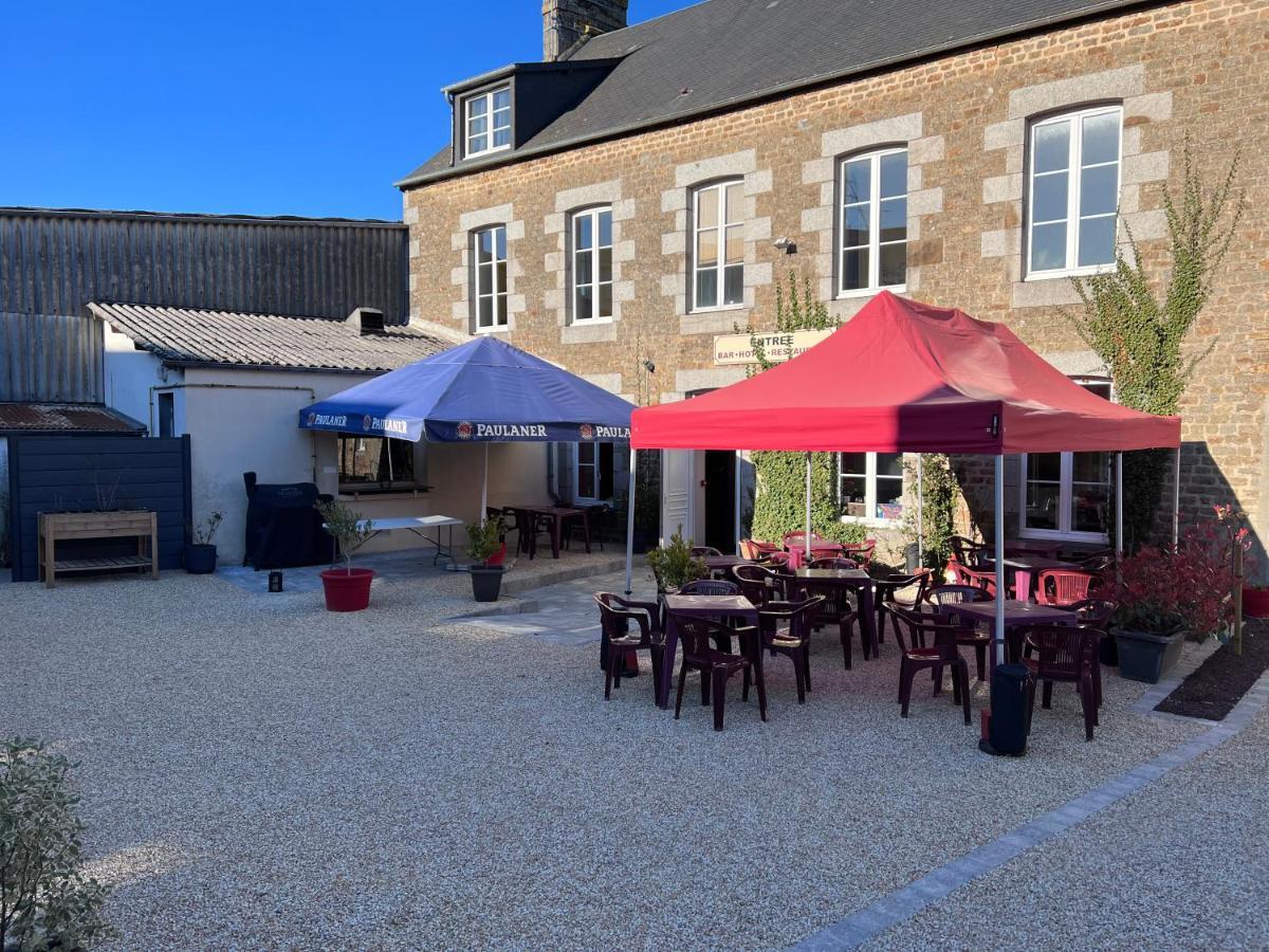 Au Pere Tranquille Hotell Tinchebray-Bocage Eksteriør bilde