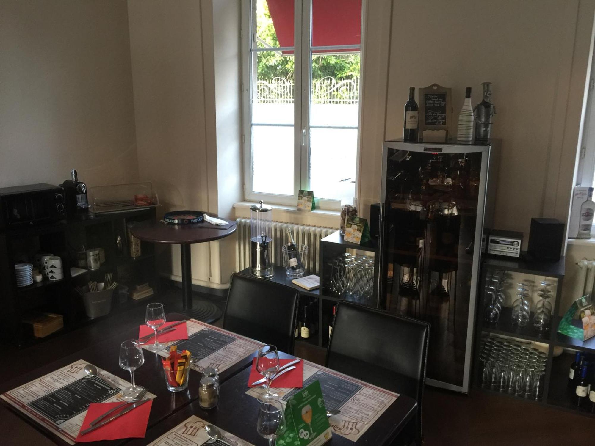 Au Pere Tranquille Hotell Tinchebray-Bocage Eksteriør bilde